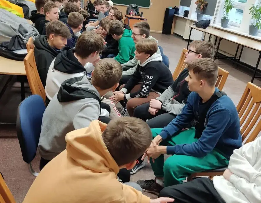 Warsztaty integracyjne: Jak zbudować zgrany zespół bez kosztownych błędów