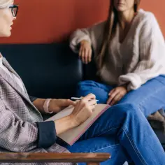 Psychoterapia integracyjna: rewolucyjne podejście, które zmieni twoje życie